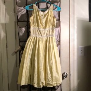 Vintage 60’s yellow sundress